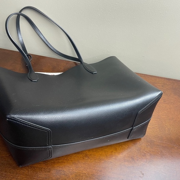 Kate Spade New York Disney Minnie Mouse Tote Bag - Picture 9 of 9